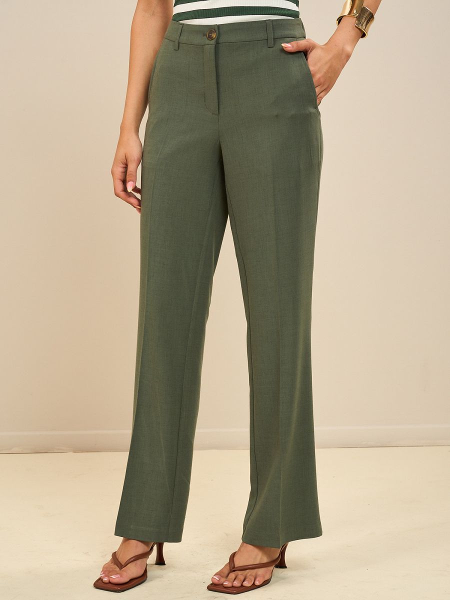 מכנסיים מחוייטים כיסים