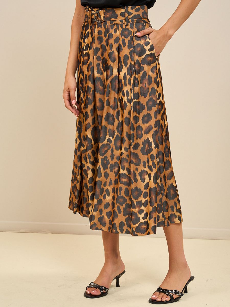 חצאית מודפסת מנומר +חגורה