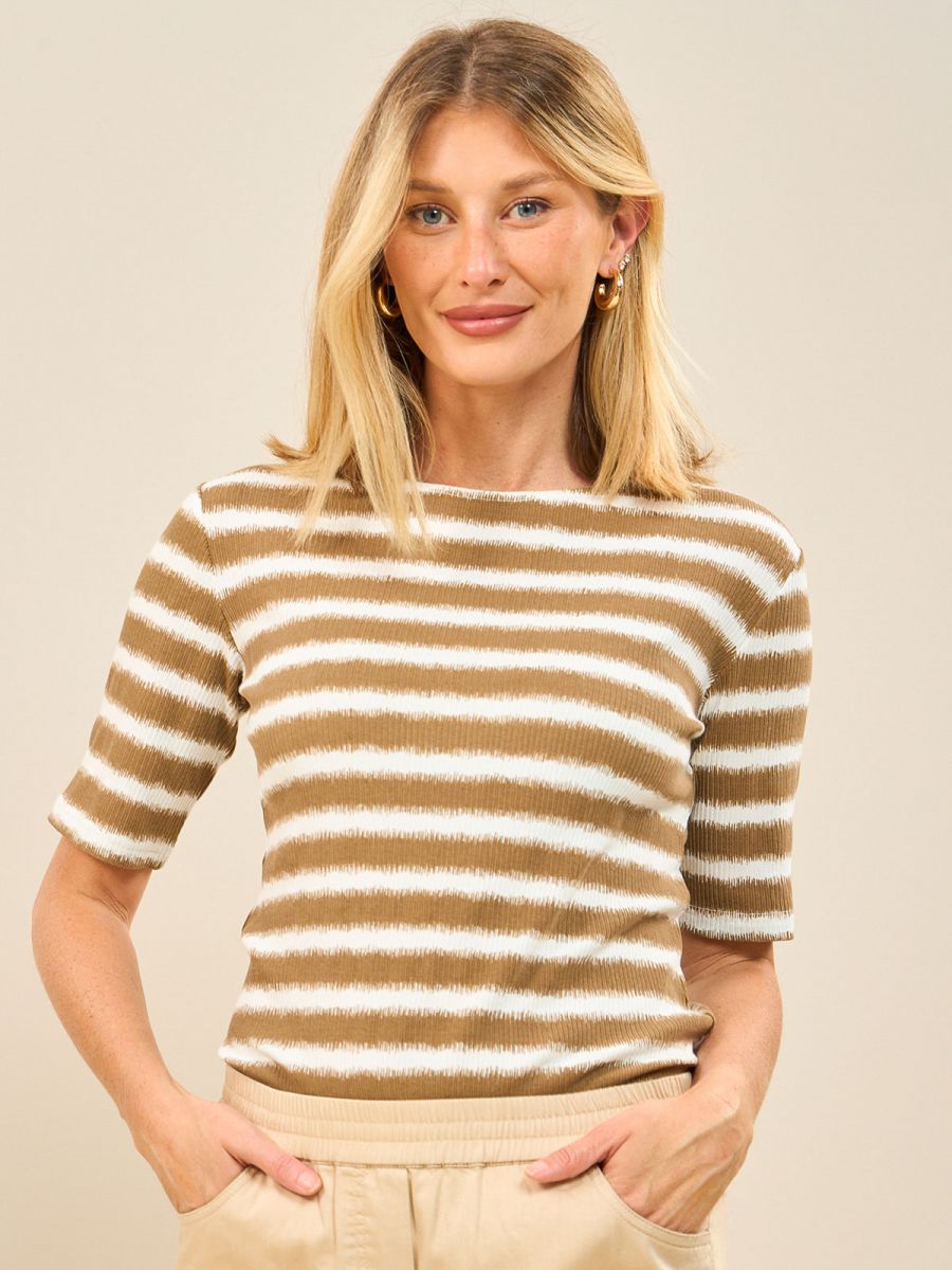 טי שרט- דפוס פסים