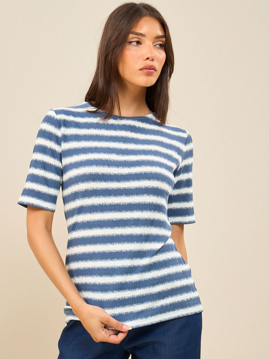 טי שרט- דפוס פסים