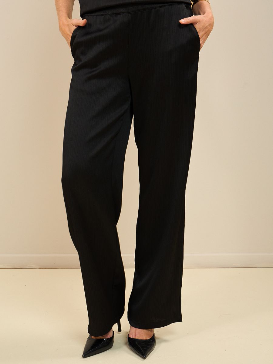 מכנסי פליסה עם גומי