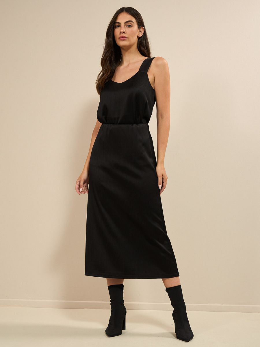 חצאית פליסה עם גומי