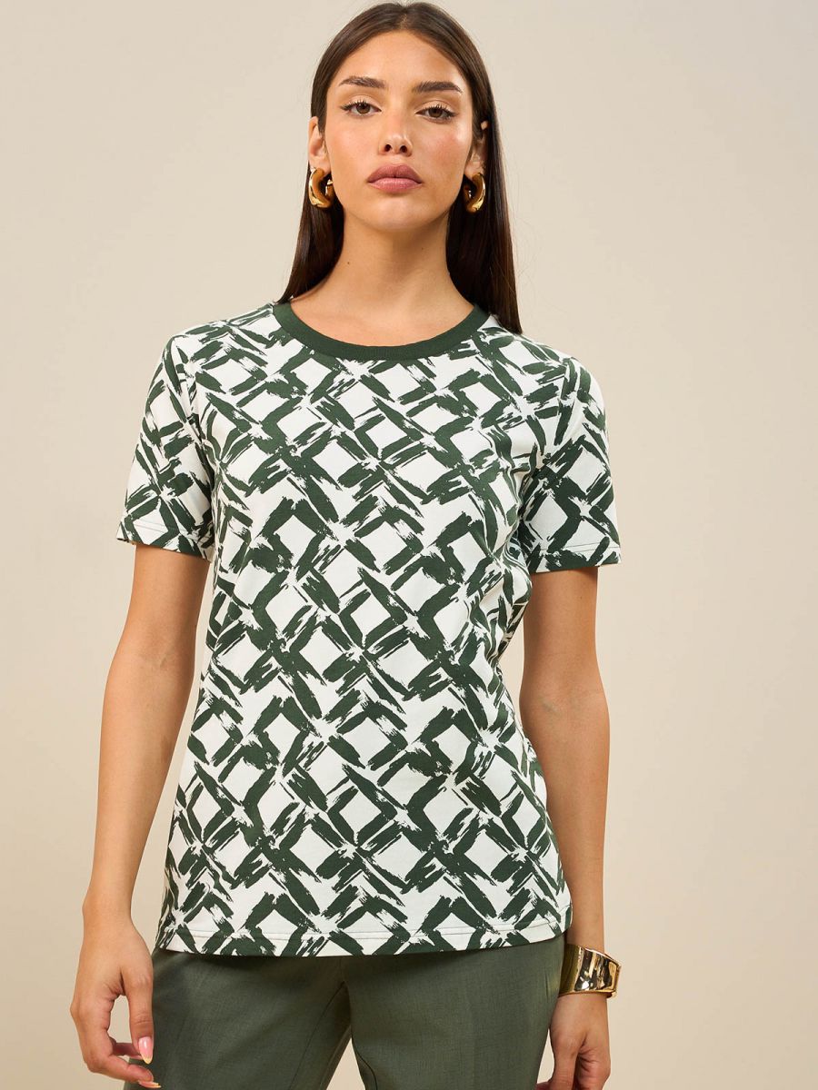 חולצת טי מודפסת