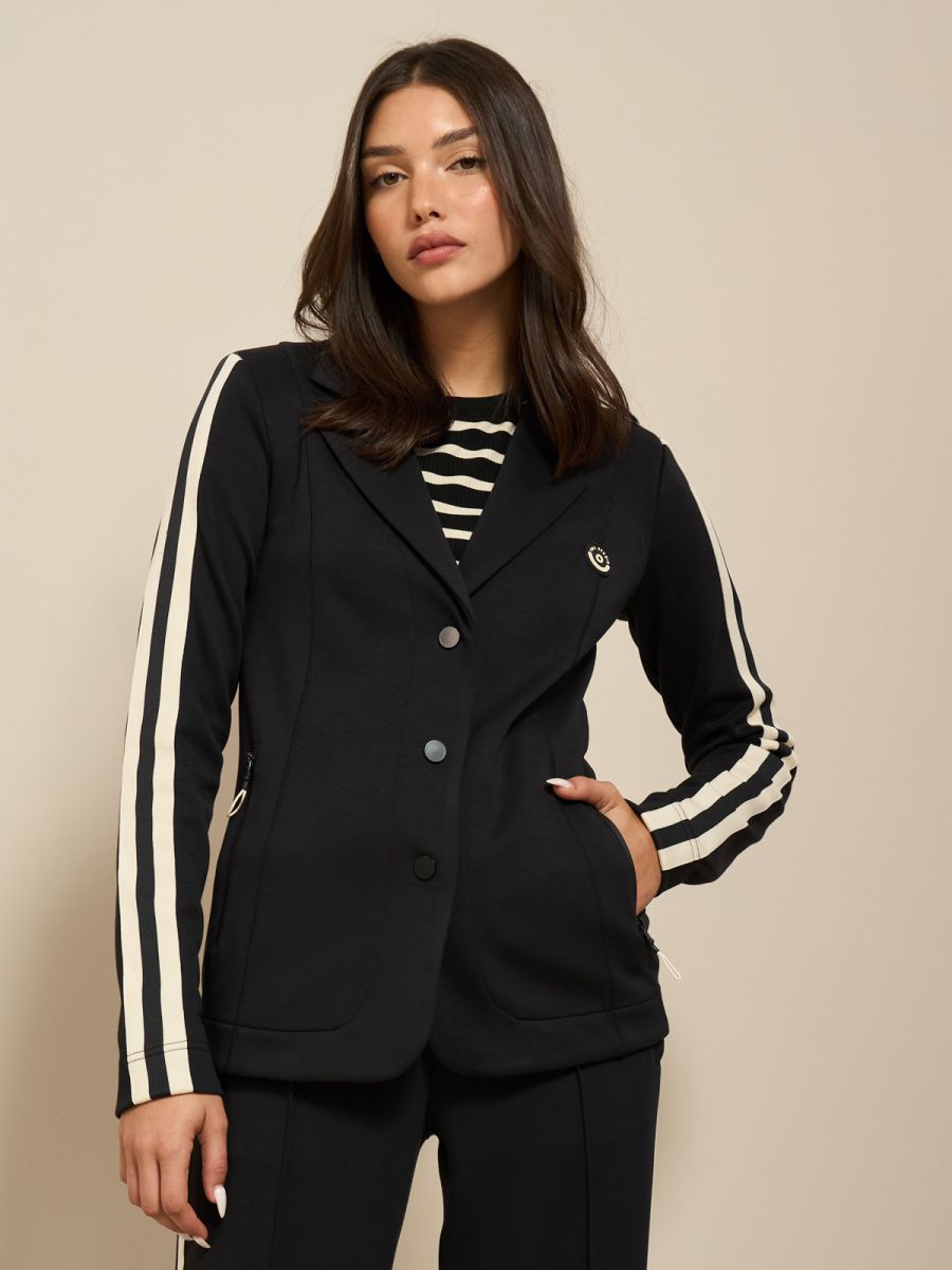 בלייזר ספורטיבי