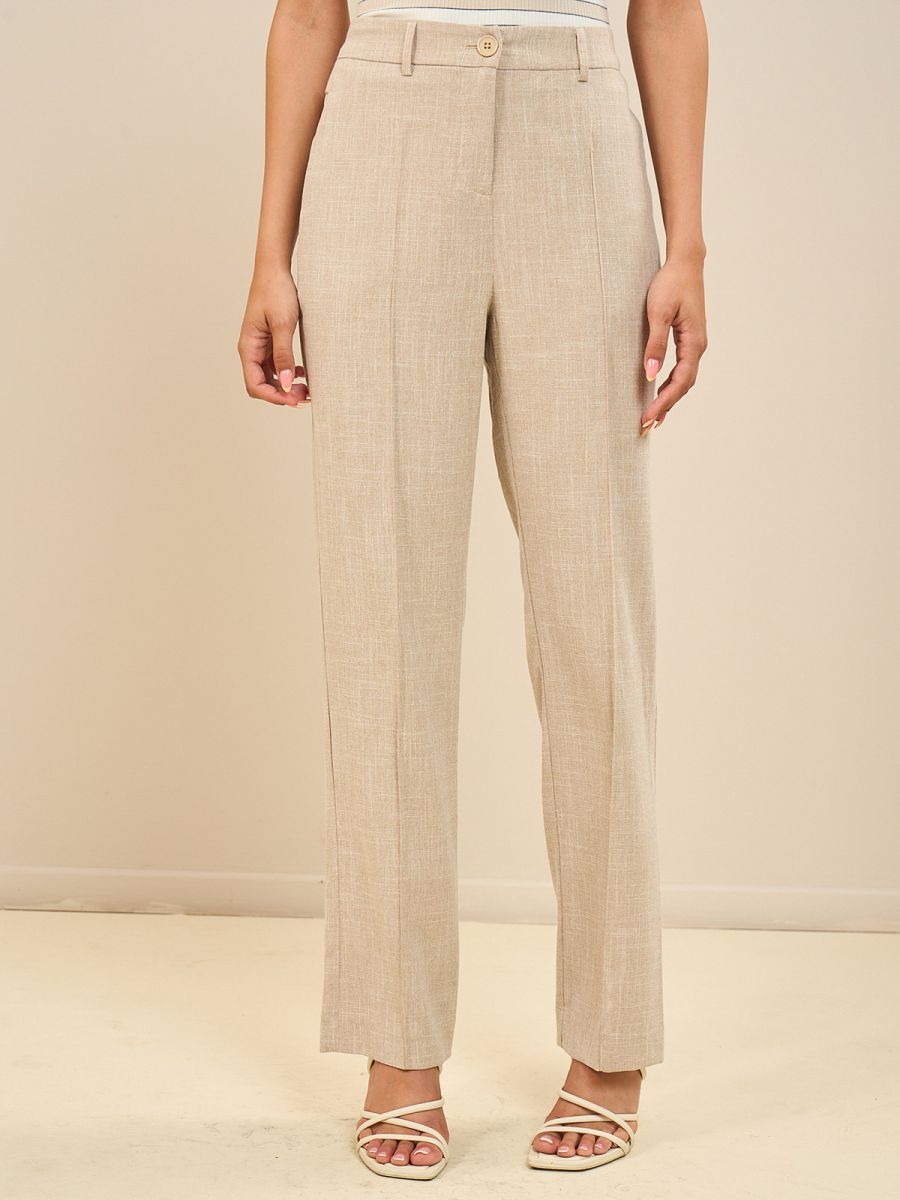 מכנסיים מחויטיים