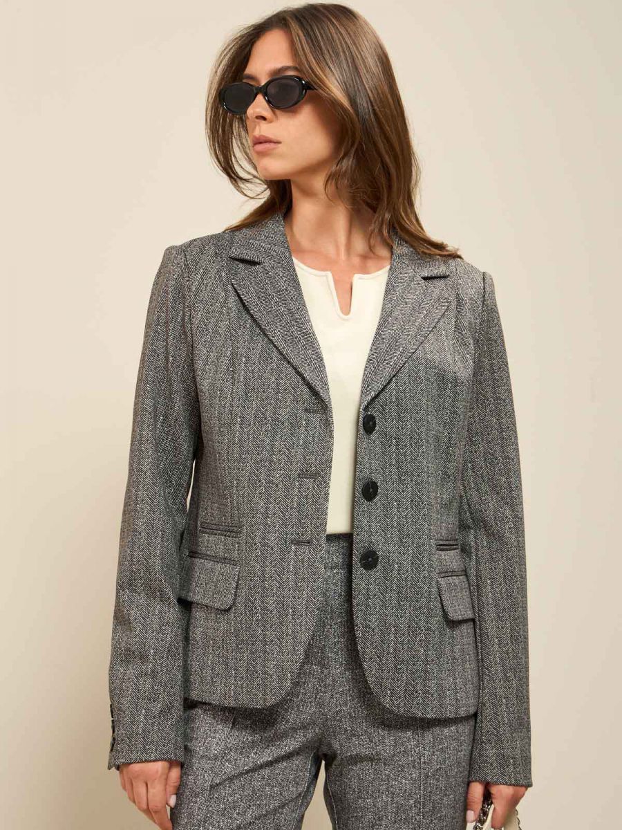 בלייזר ג’רסי קצר