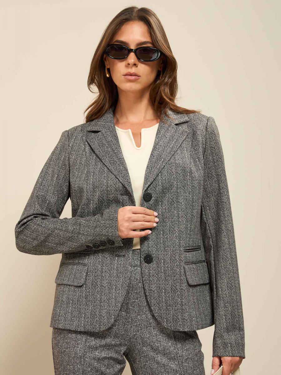 בלייזר ג’רסי קצר