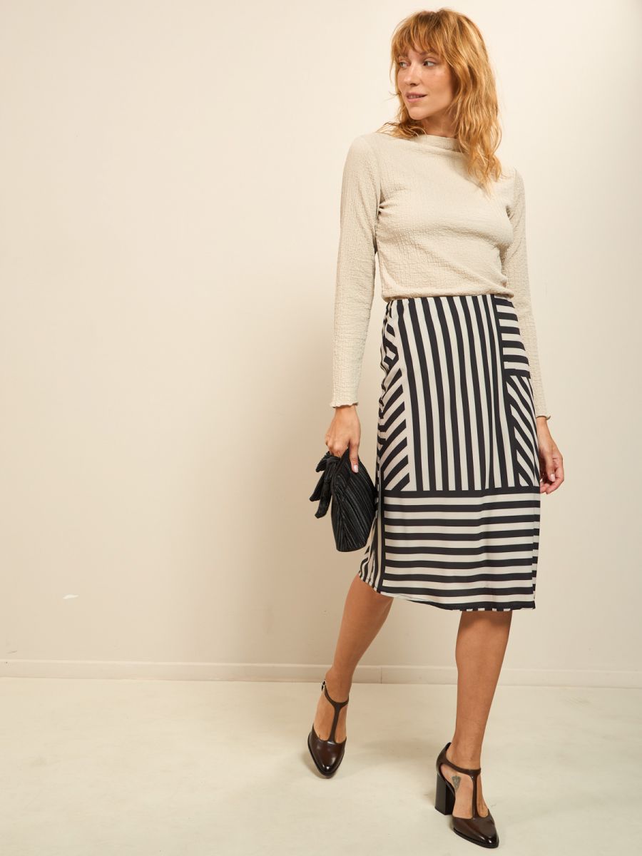 חצאית מודפסת