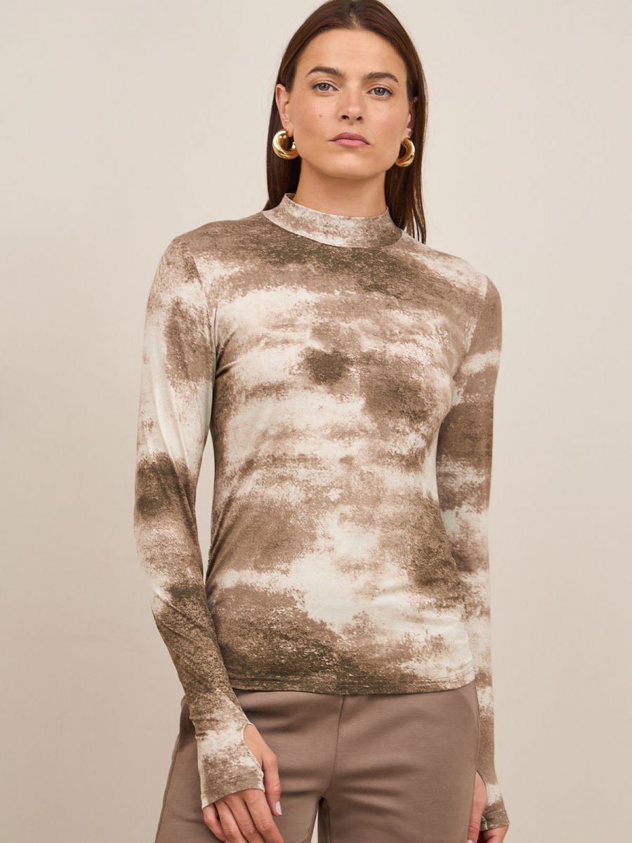 חולצת טי מודפסת