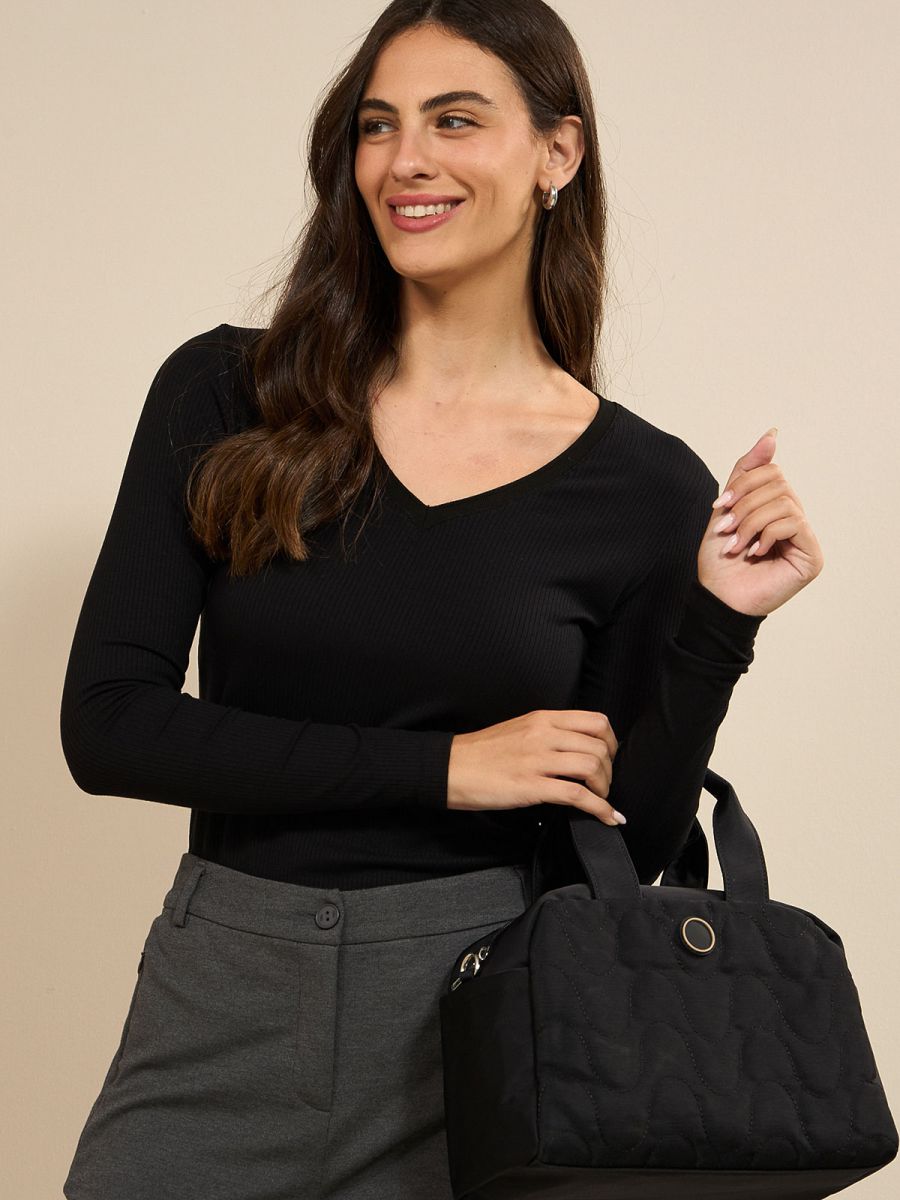 חולצת ריב מחשוף וי