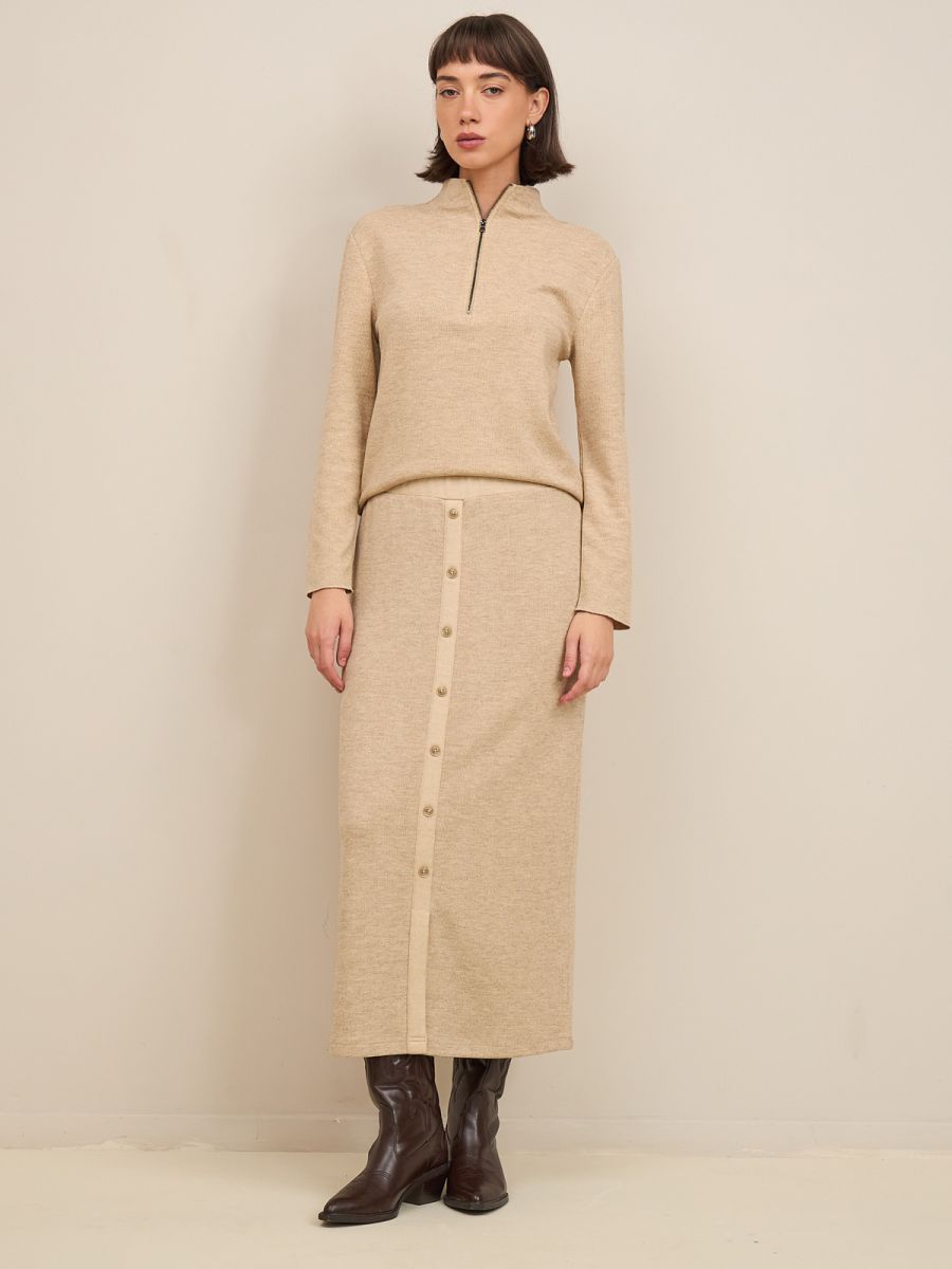 חצאית סריג כפתורים