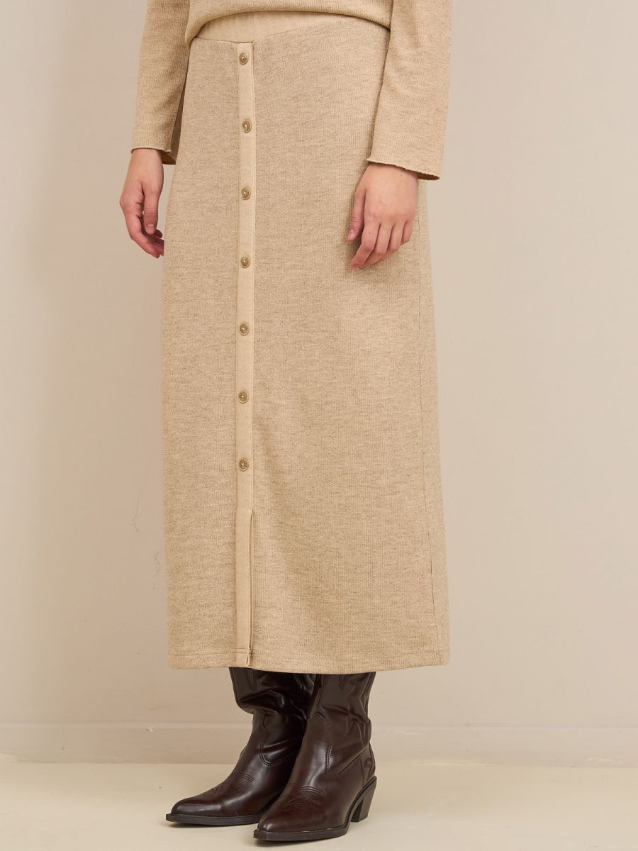 חצאית סריג כפתורים