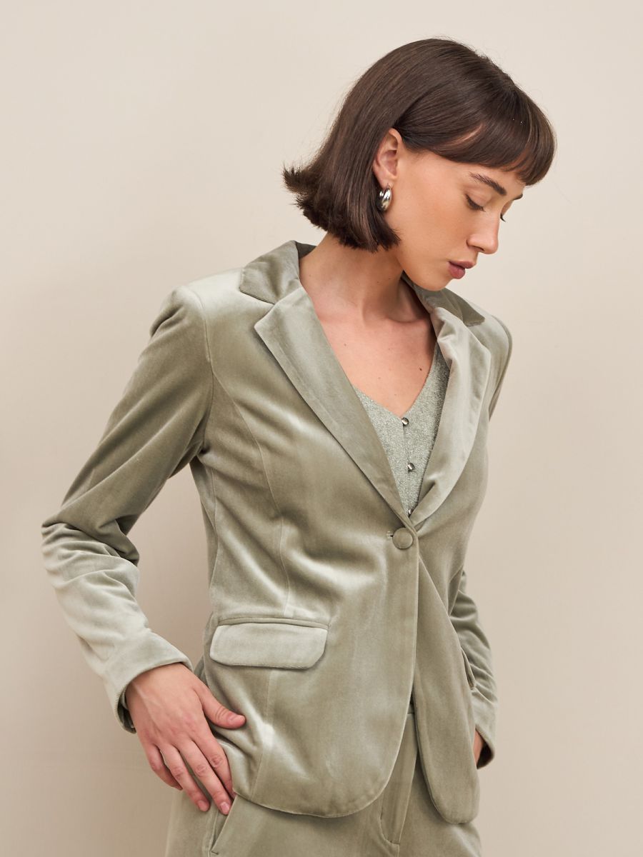 ז’קט קטיפה מחויט