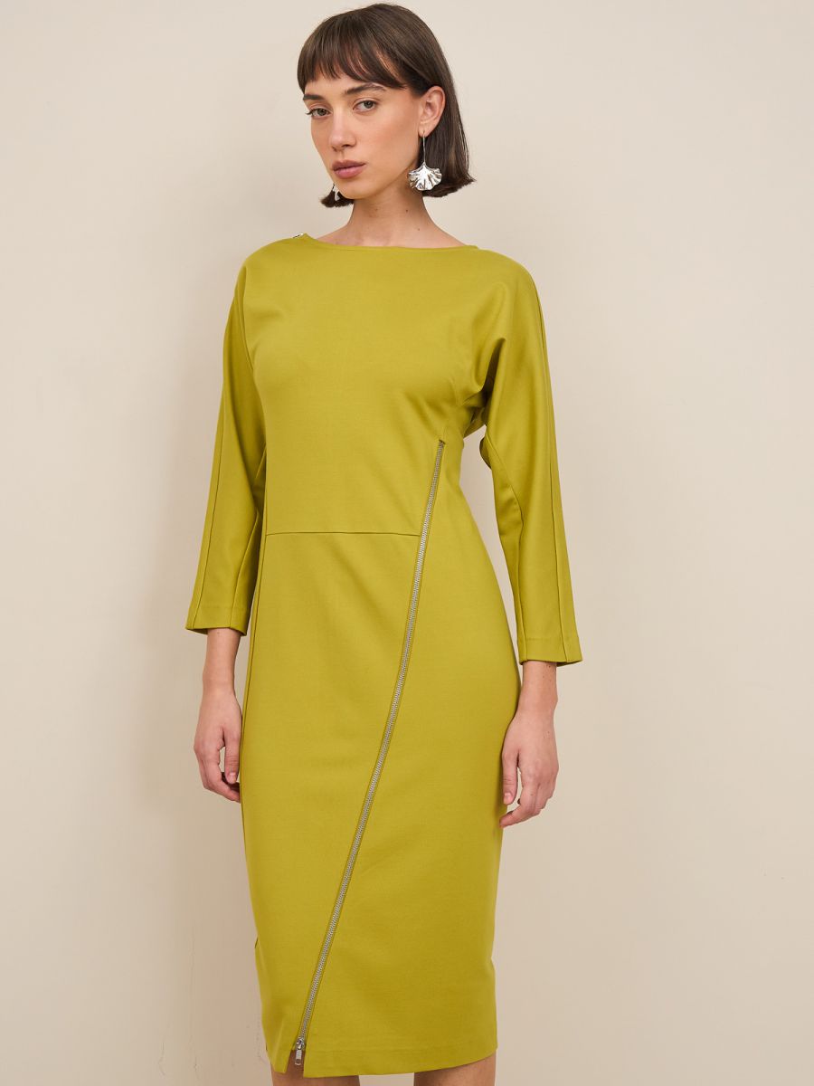 שמלת גר’סי ורוכסנים