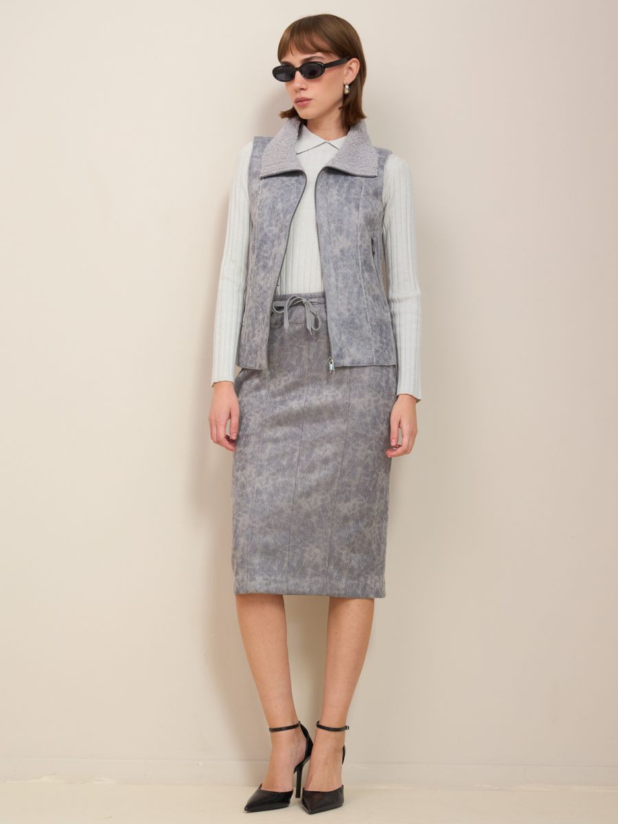 חצאית דמוי עור