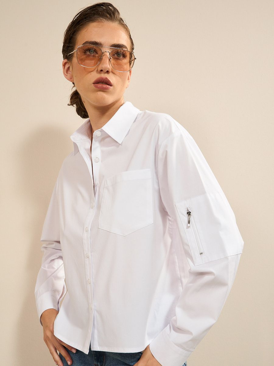 החולצה הלבנה החדשה