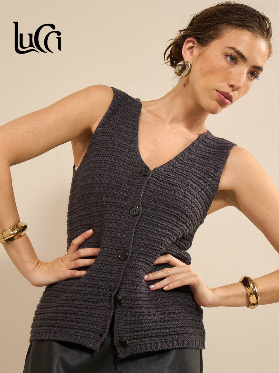 אפודה סרוגה