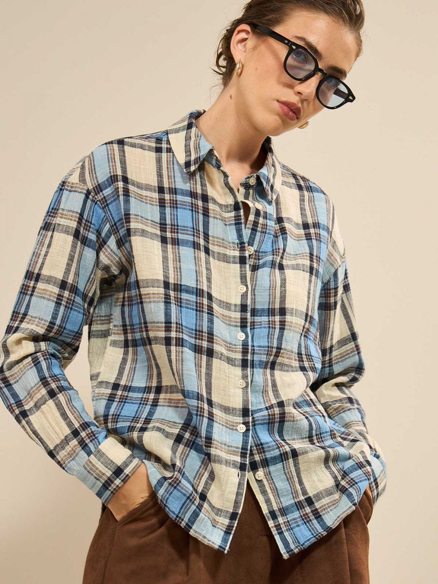 משובצת בשיק