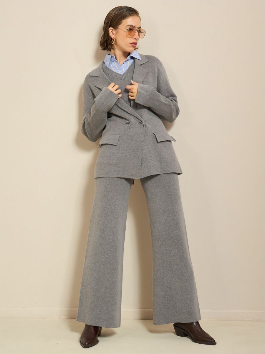 עליונית מחוייטת סריג