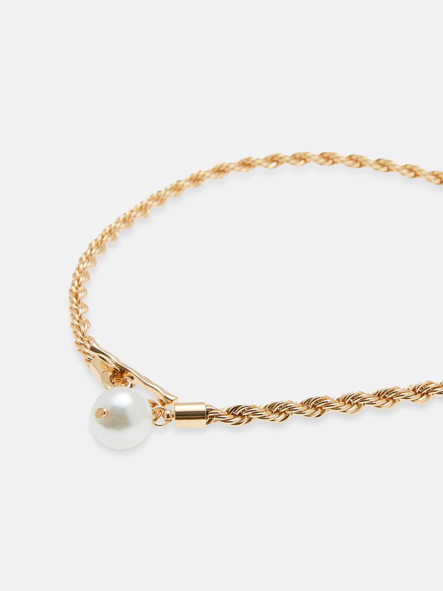 שרשרת סגירה קדמית