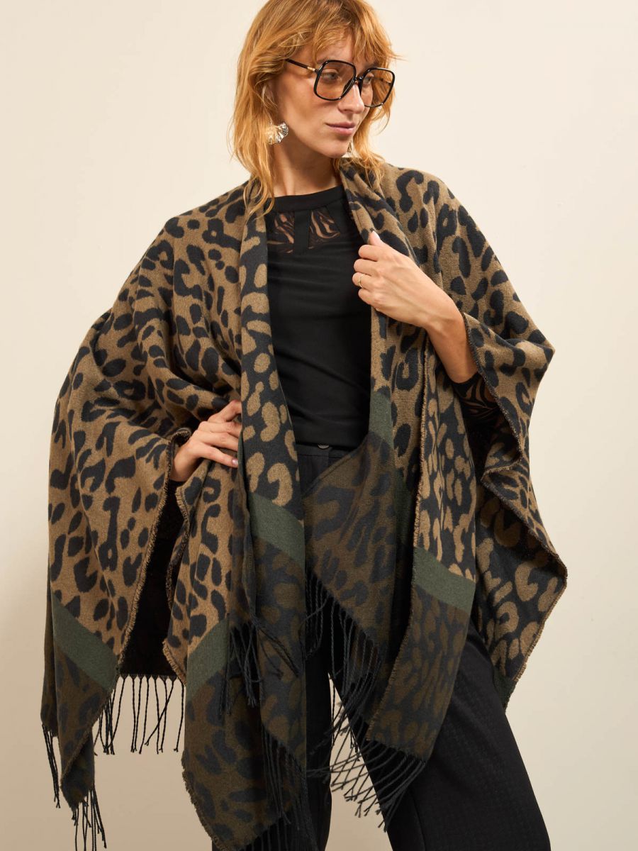 פונצ’ו מנומר