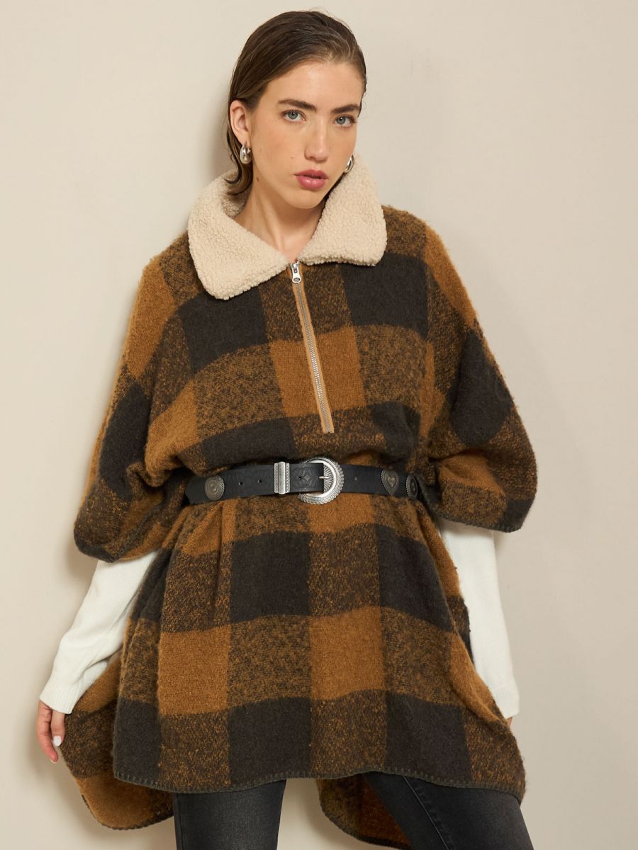 פונצ’ו צווארון כבשה