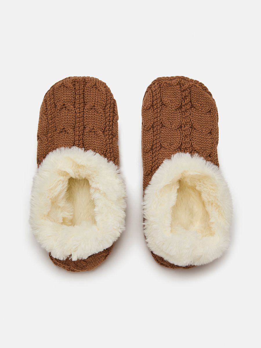 גרבי נעלי בית