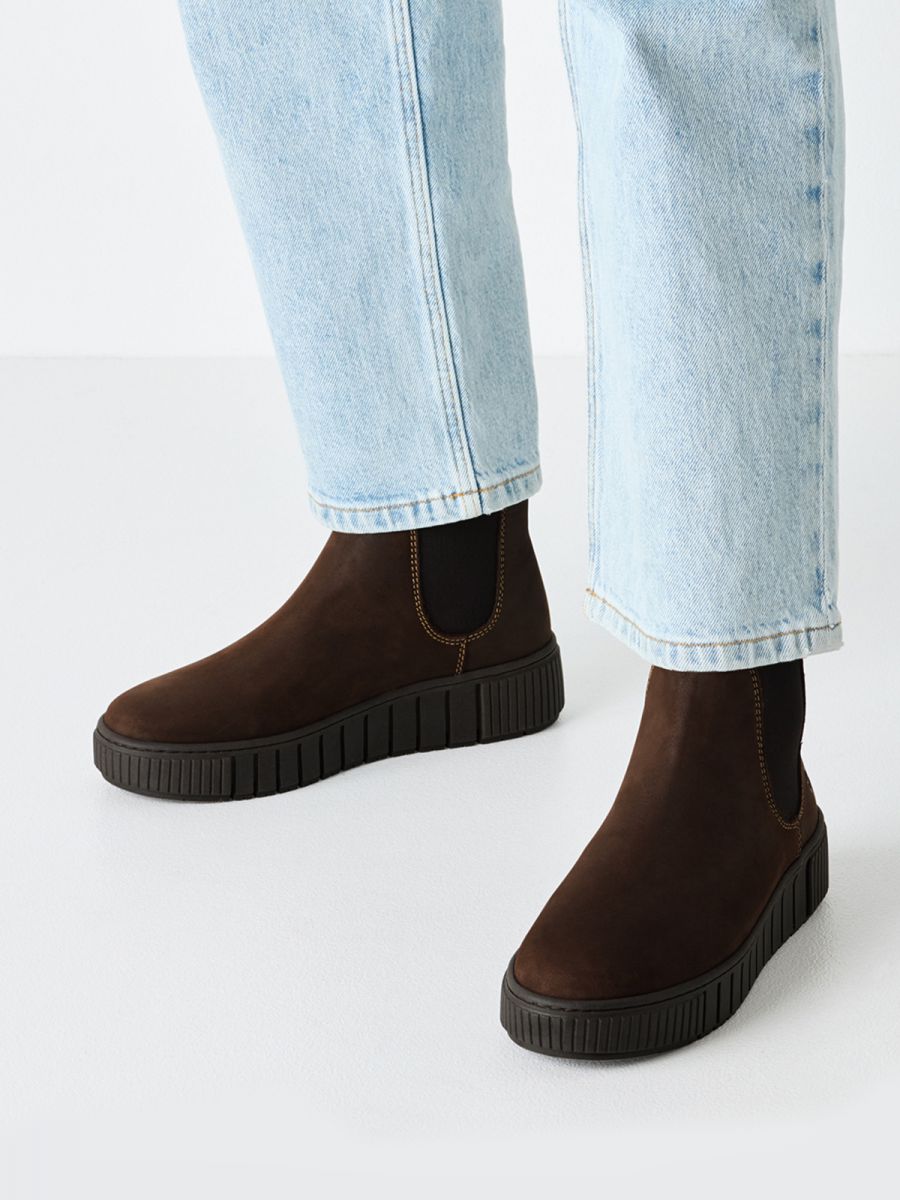 מגפונים סופר טרנד. צבע חום בז’. תמריס TAMARIS.