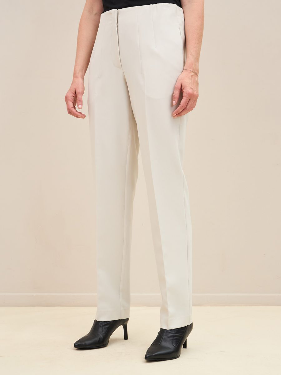 מכנסי ערב מחטבים