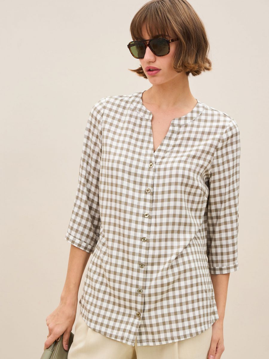 חולצת מכופתרת משובצת