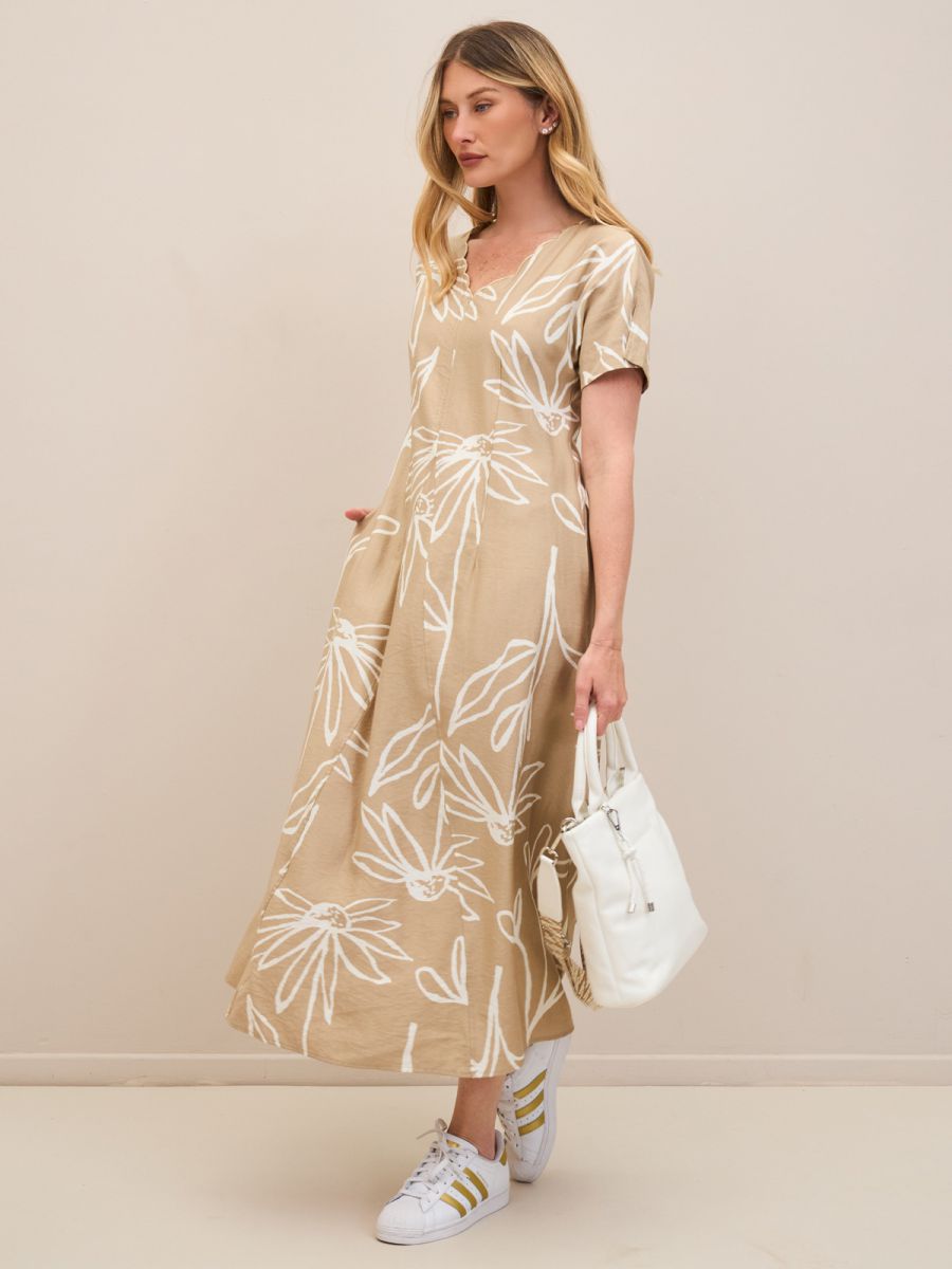 שמלת פשתן מתרחבת