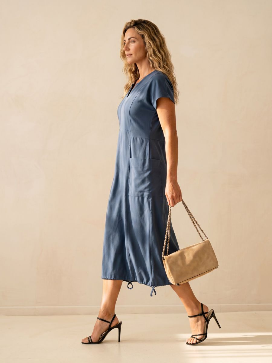 שמלה מ2 בדים