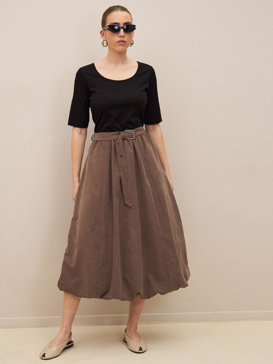 שמלה שילוב וחגורה