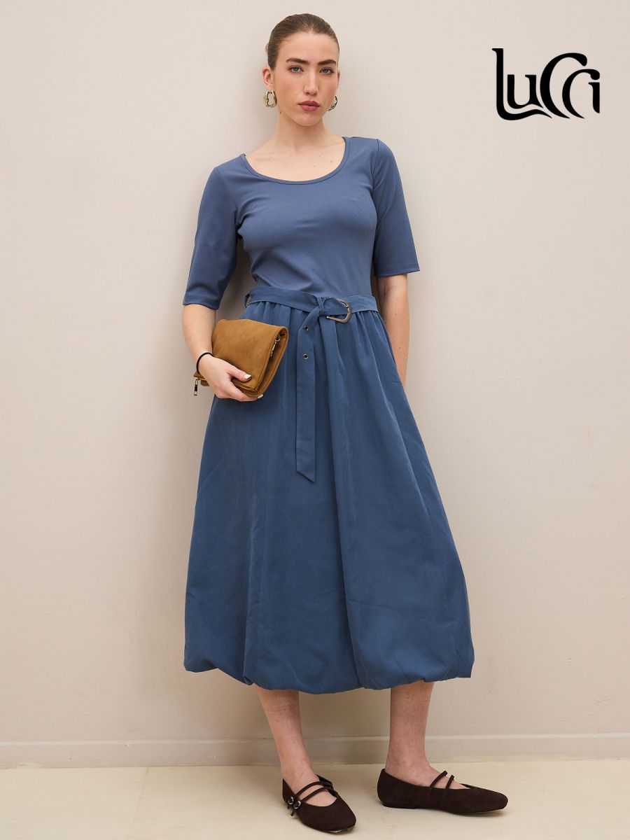 שמלה שילוב וחגורה