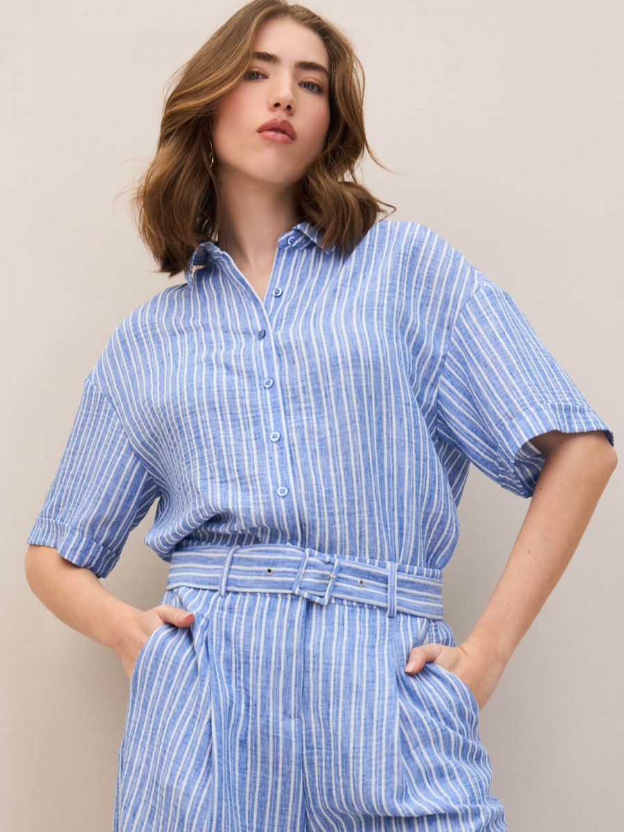 חולצה ריזורט פסים מכופתרת