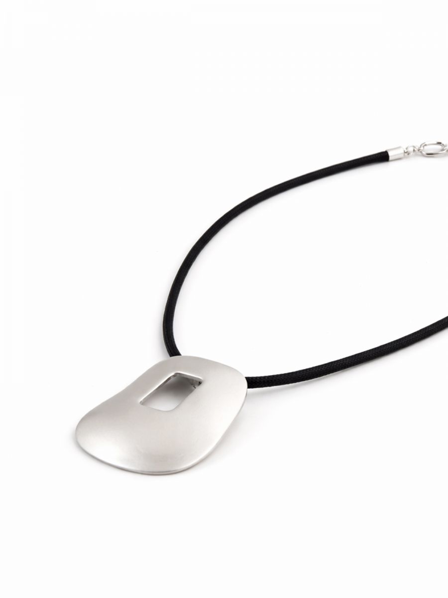 שרשרת תליון זהב מלבני