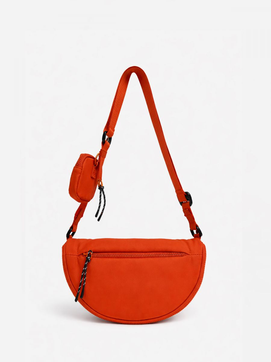 תיק ספורט צידי