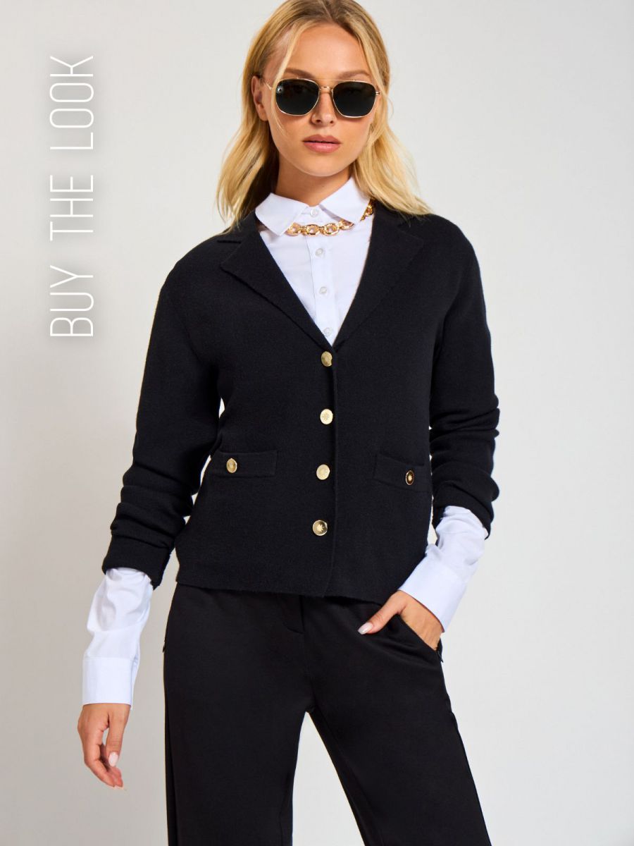 מראה אלגנטי עם תחכום