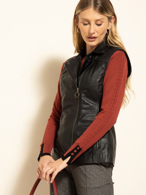 וסט עור קצר