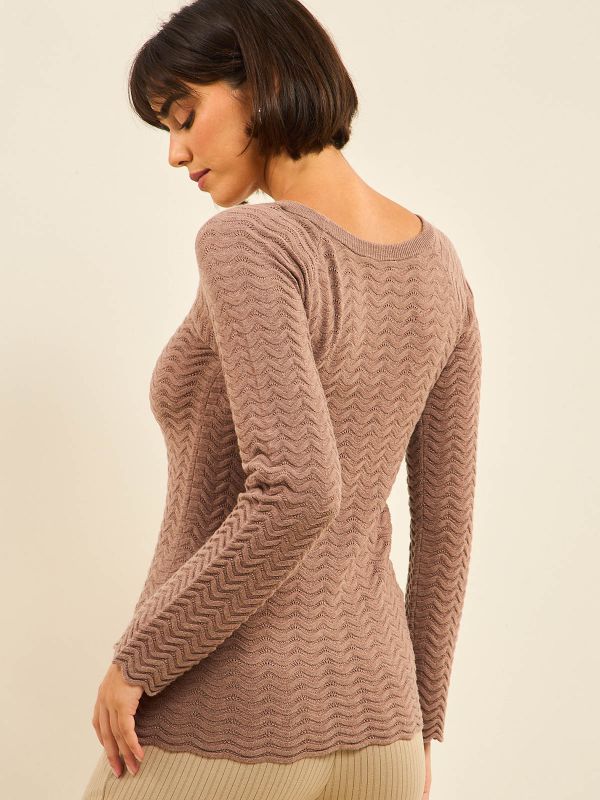 סריגים גלים רגלן