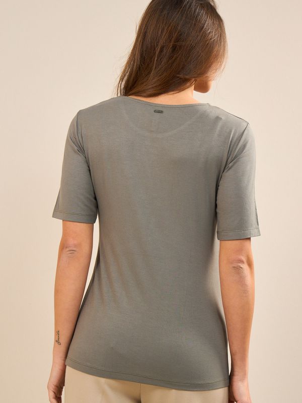 חולצת קו אשה - בייסיק