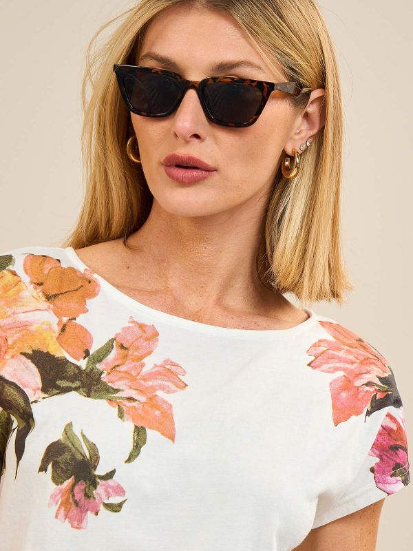 חולצת פרחים קלה