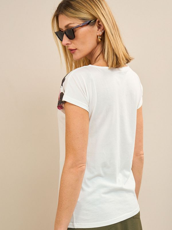 חולצת פרחים קלה