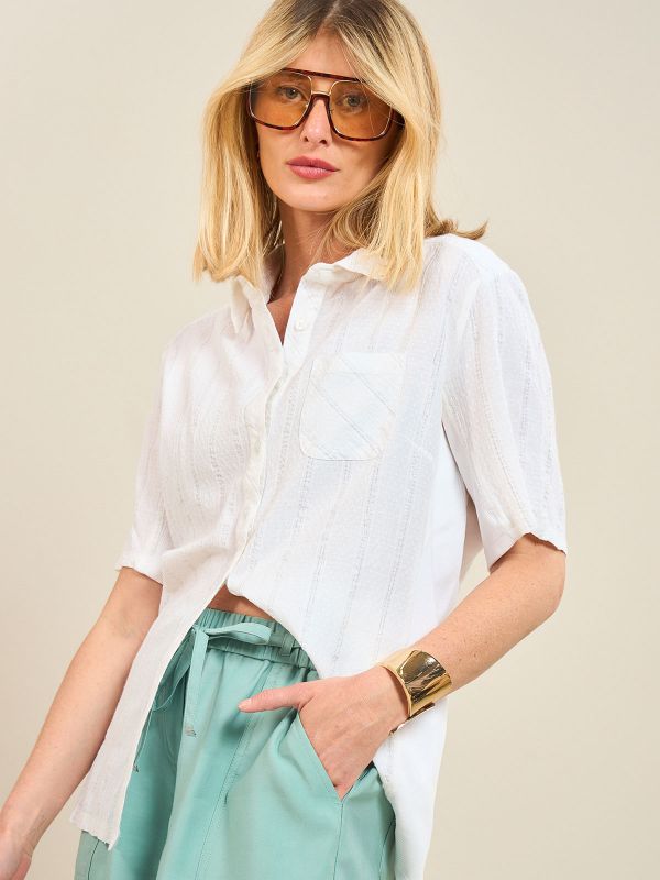 חולצת מכופתרת עם ריב