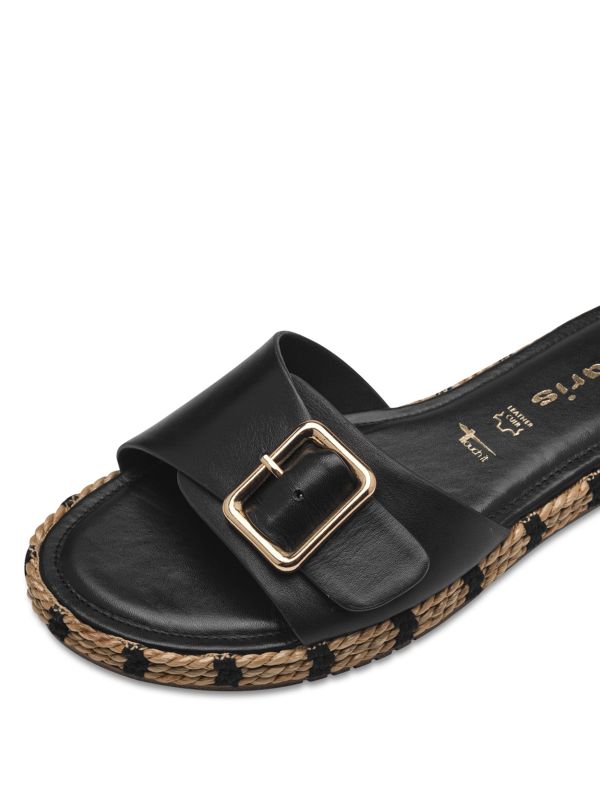 כפכפי עור שחורים עם אבזם וסולית חבלים, תמריס Tamaris