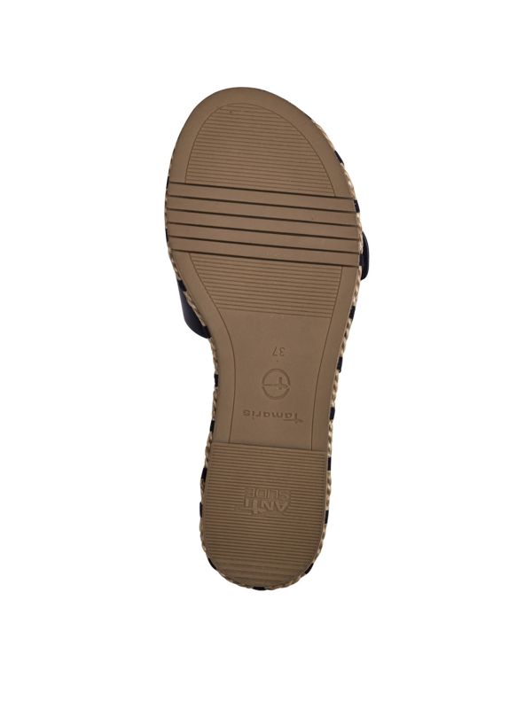 כפכפי עור שחורים עם אבזם וסולית חבלים, תמריס Tamaris