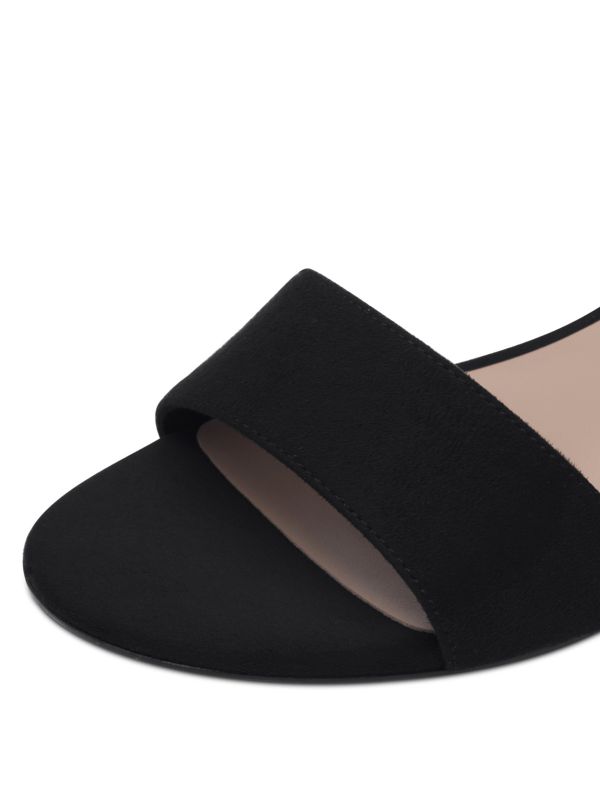 סנדלי עקב שחור מט תמריס Tamaris