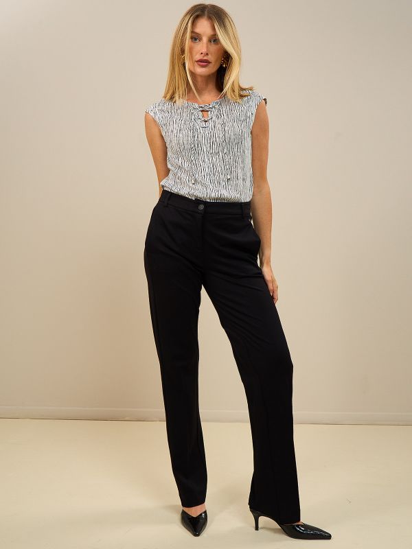 חולצת ”פסים” דקים