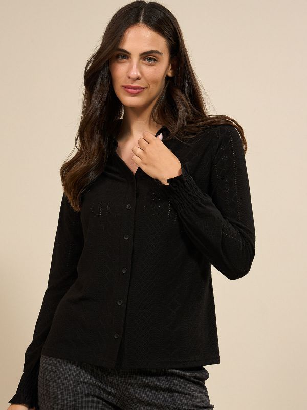 חולצה מכופתרת דמוי תחרה