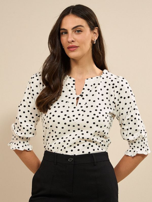 חולצת טי שרט נקודות